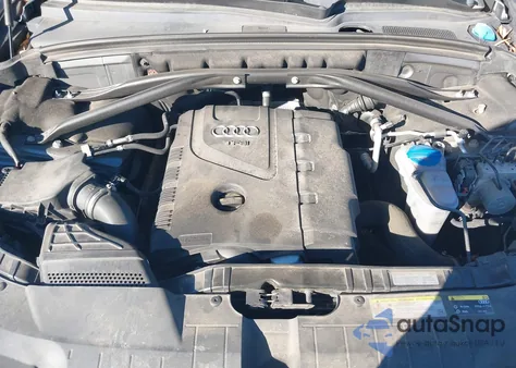 2016 Audi Q5 2.0T Premium z USA, uszkodzony, nr VIN WA1L2AFP8GA060897